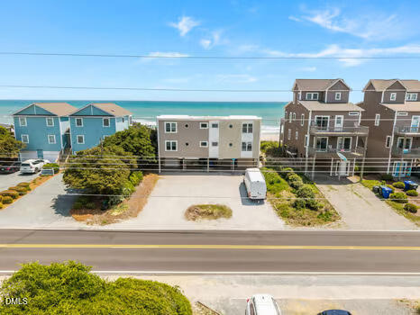 1812 S Shore Drive Property Photo 1
