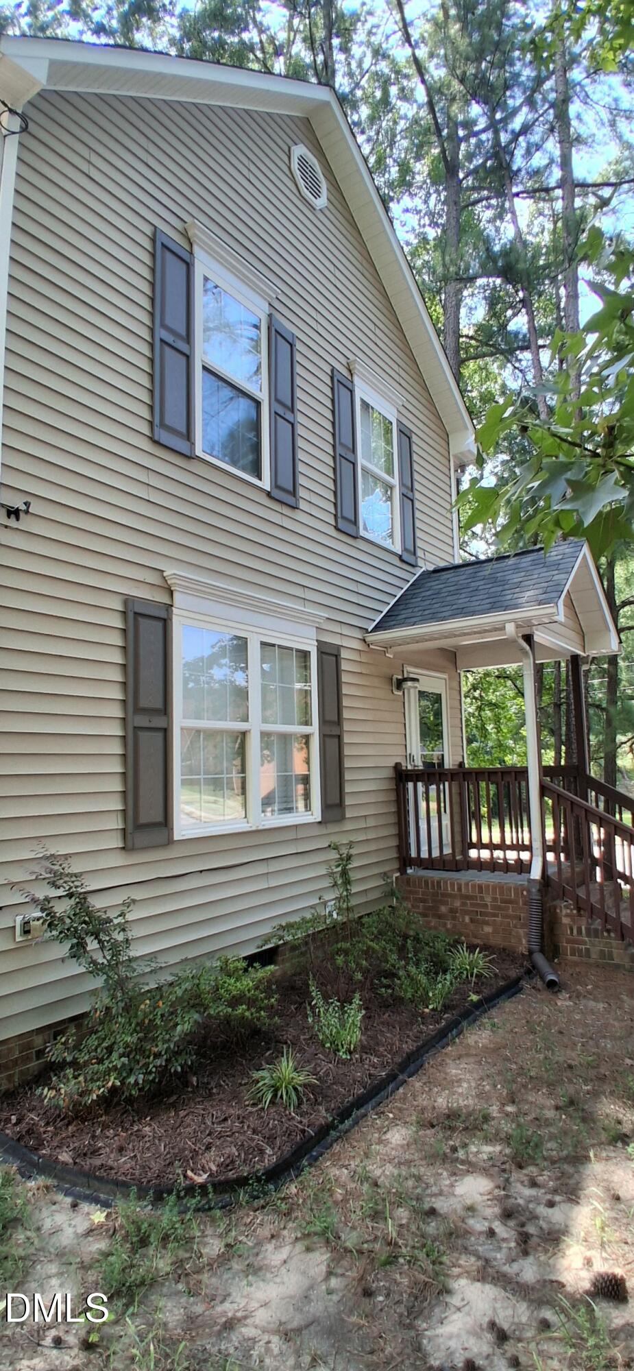 702 Brye Street Property Photo 2