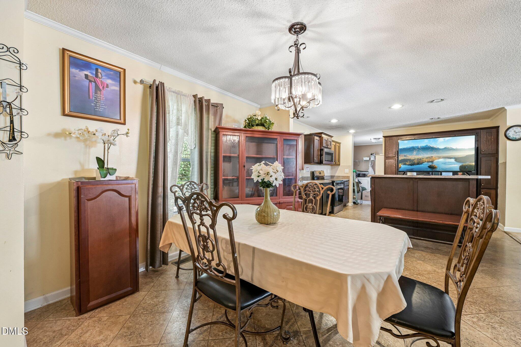 6001 Titanic Court Property Photo 6