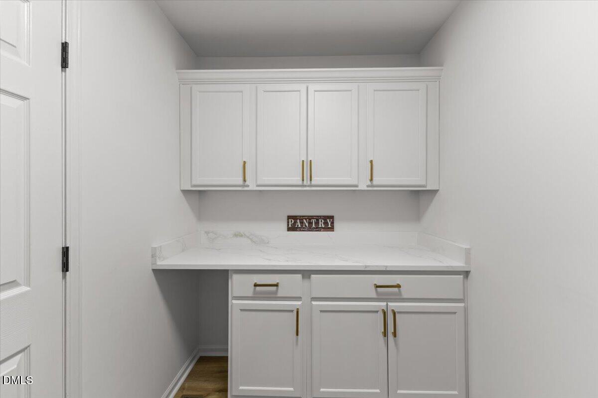 3710 Charleston Park Drive Property Photo 17
