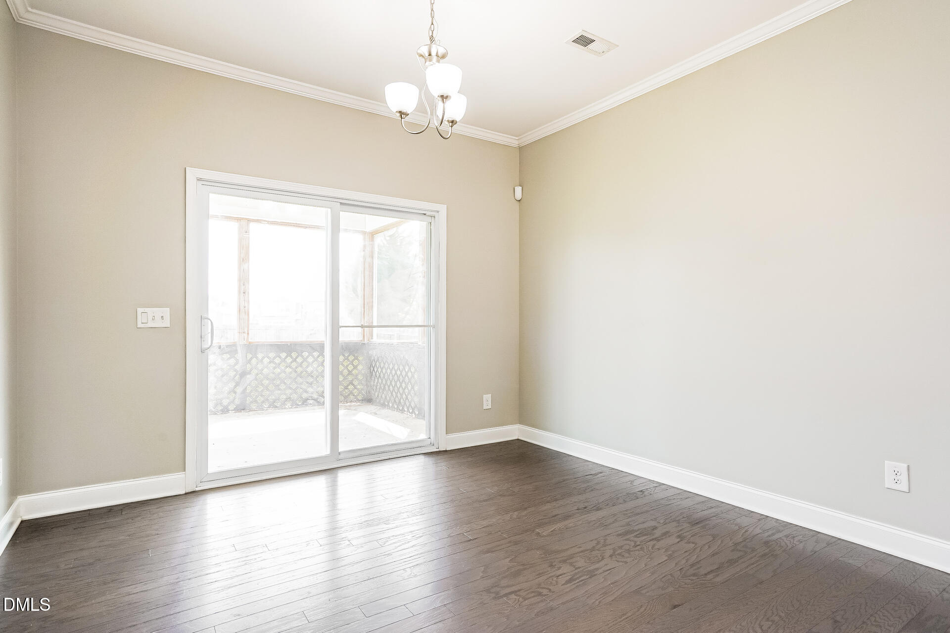 4148 Weavers Pond Drive Property Photo 6