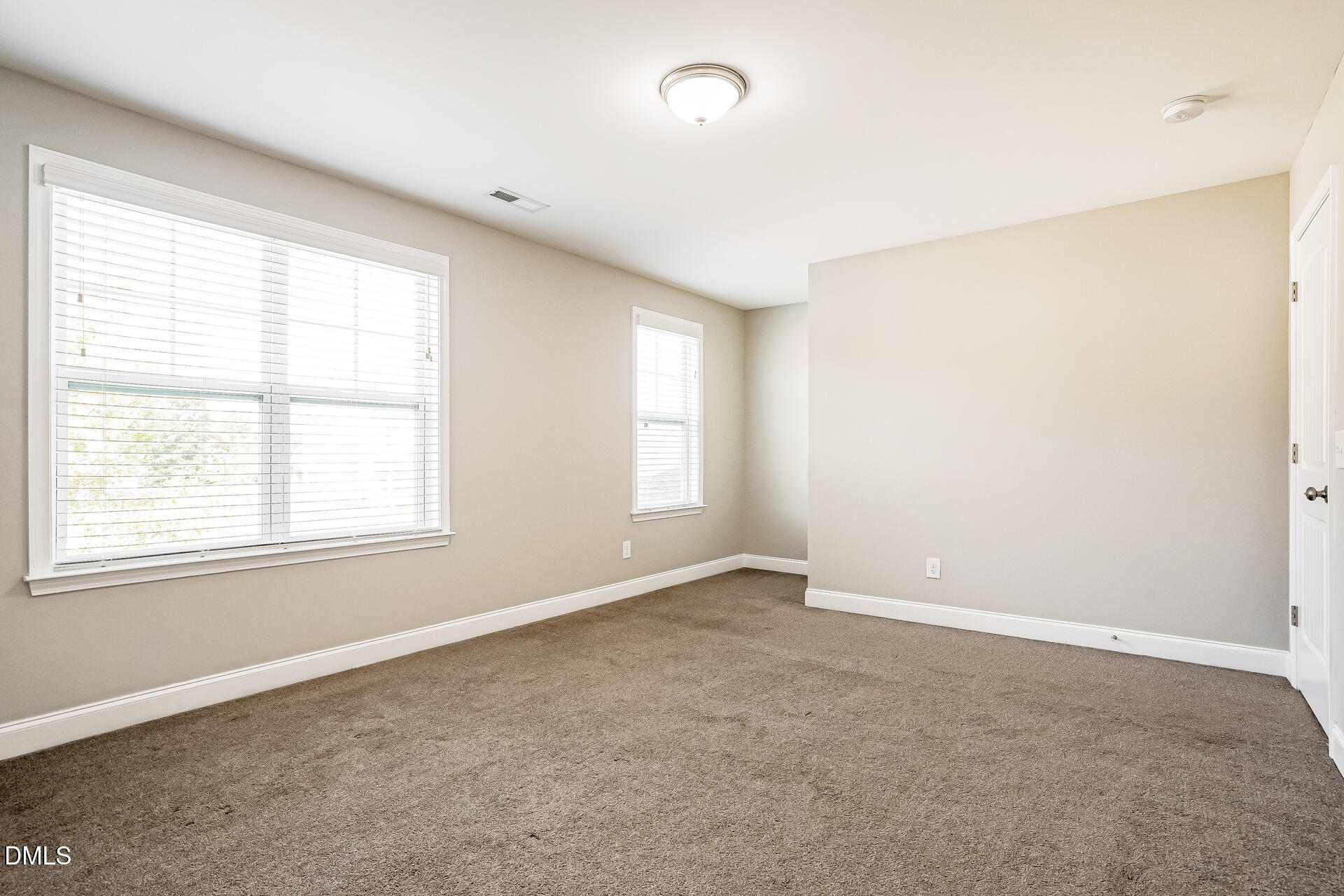 4148 Weavers Pond Drive Property Photo 11
