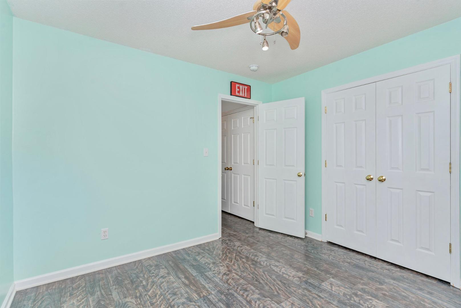 4408 Valley Cove Court Property Photo 18