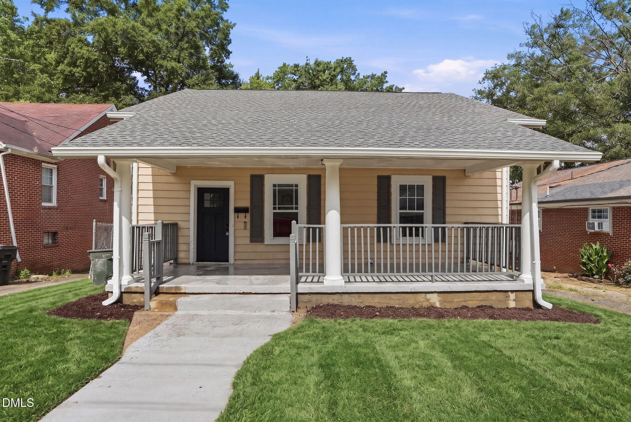 1011 Park Avenue Property Photo 1
