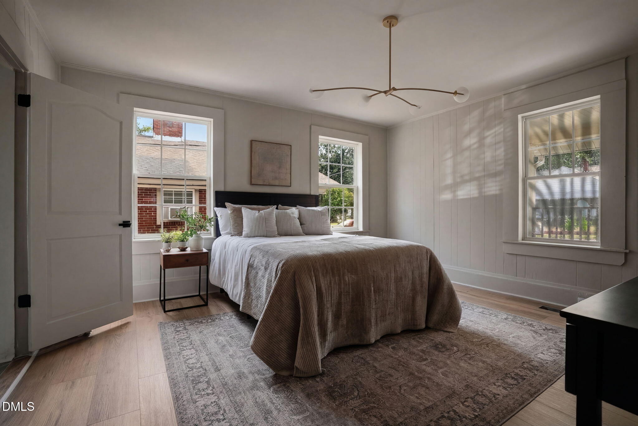 1011 Park Avenue Property Photo 9