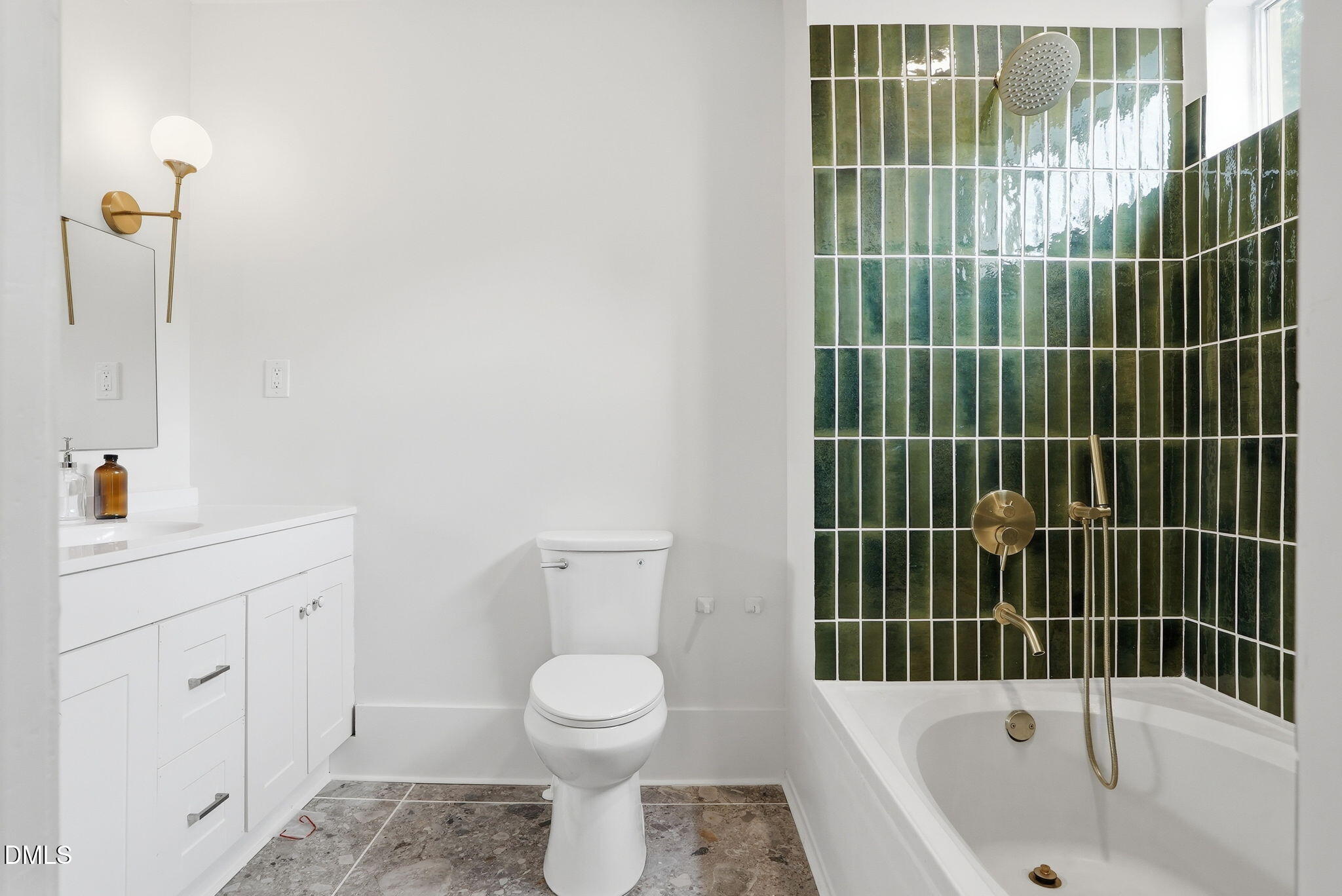 1011 Park Avenue Property Photo 30