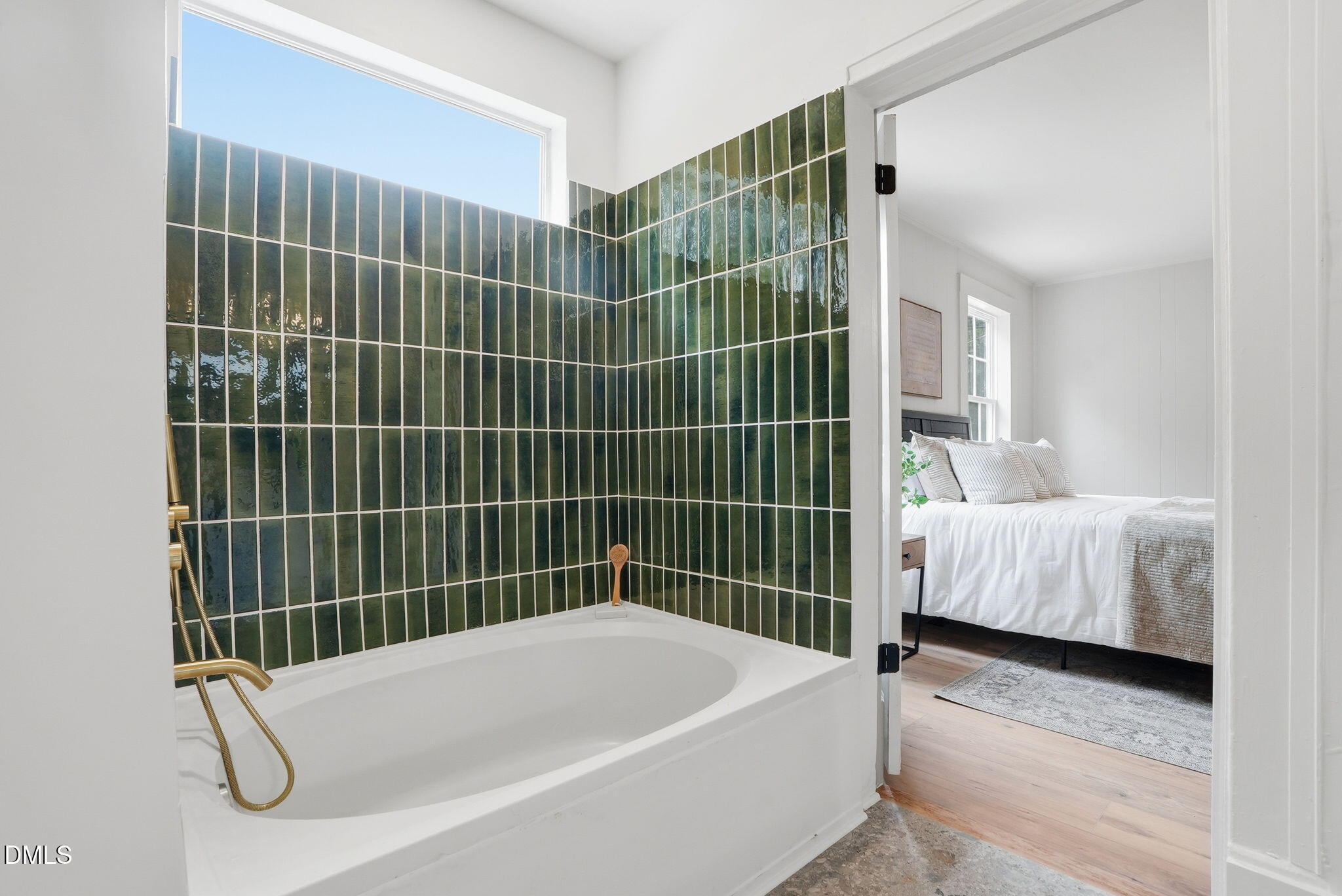 1011 Park Avenue Property Photo 31