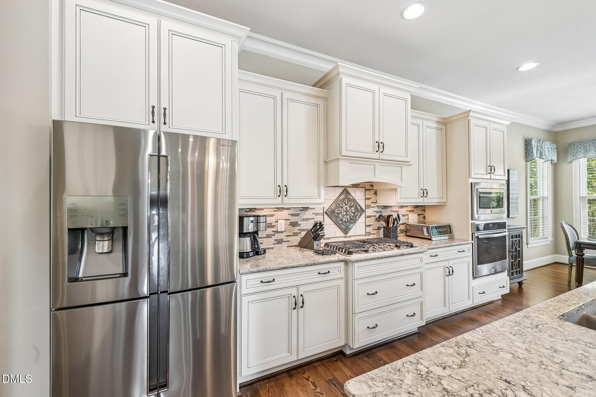 2643 Needle Pine Drive Property Photo 18