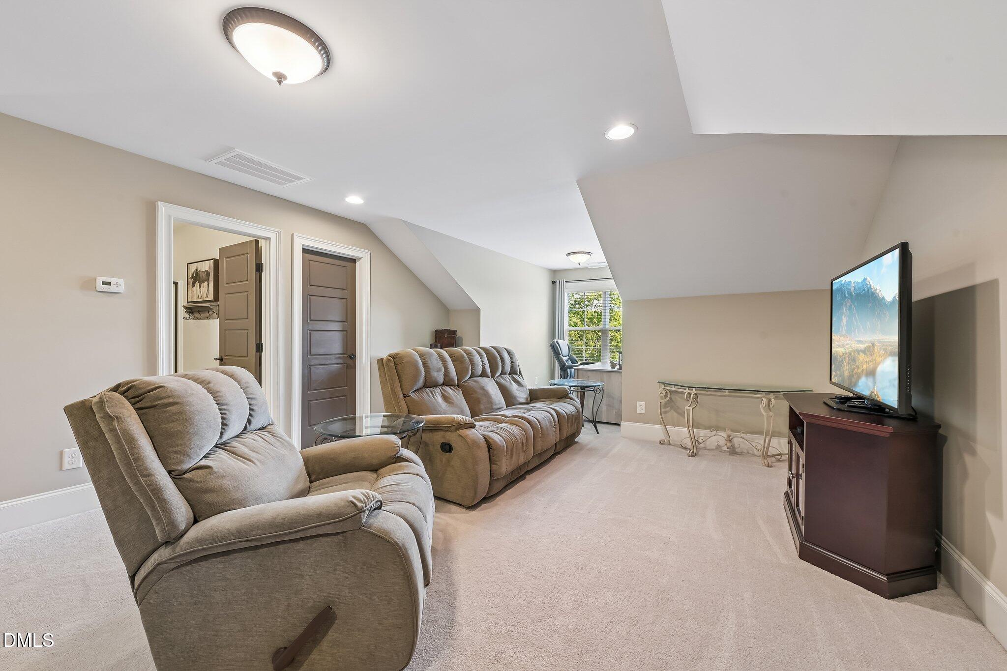 2643 Needle Pine Drive Property Photo 45