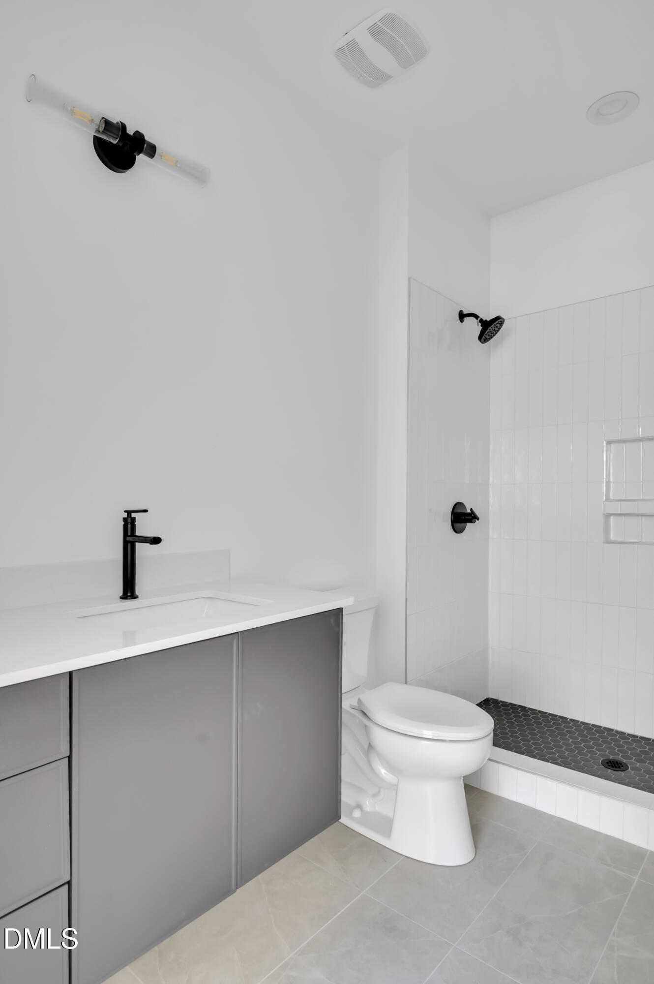 901 Gurley Street E Property Photo 12