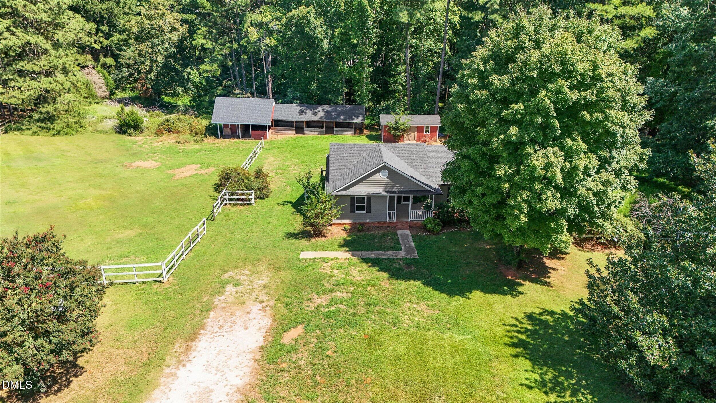 104 Riverbend Drive Property Photo 1