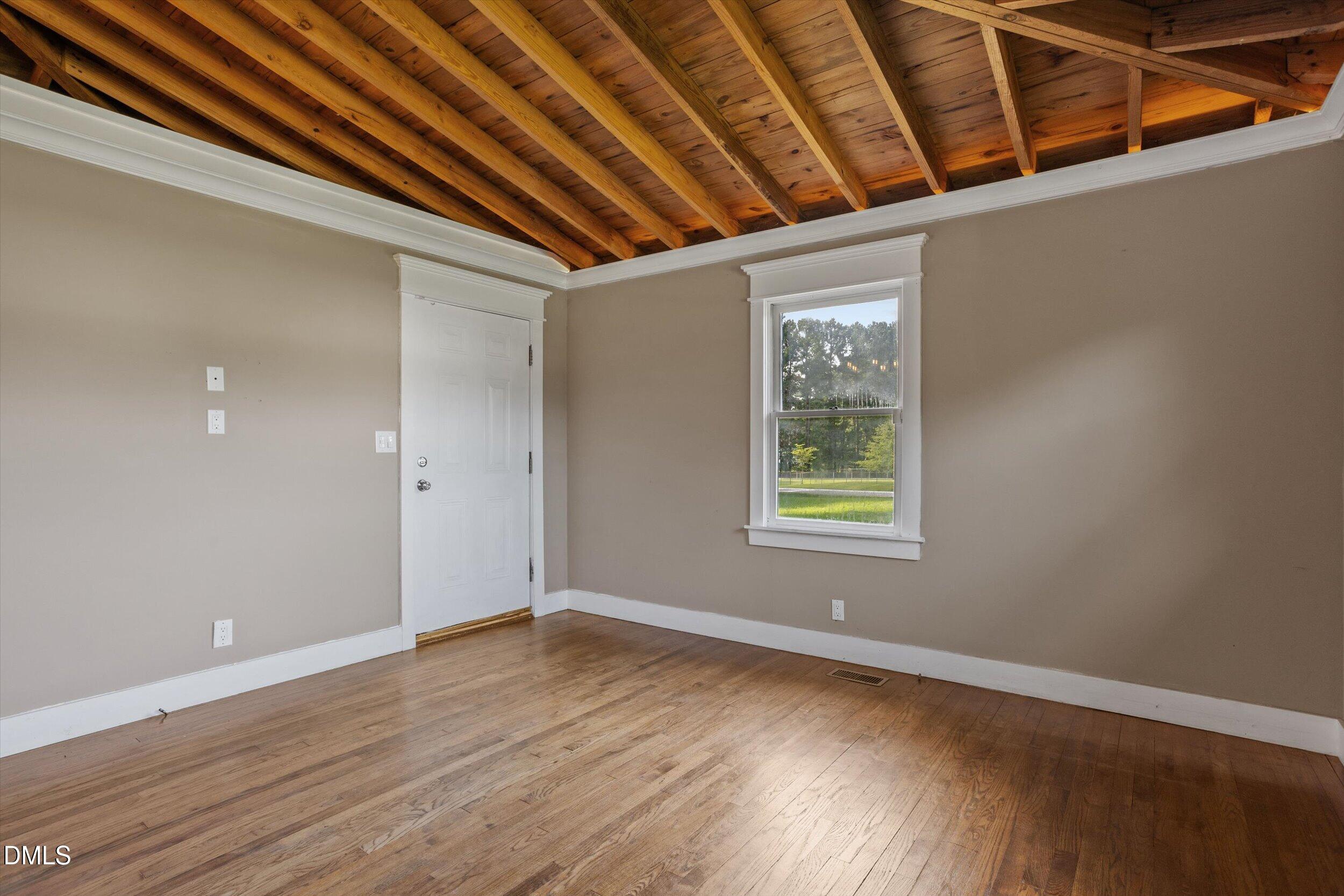 104 Riverbend Drive Property Photo 4