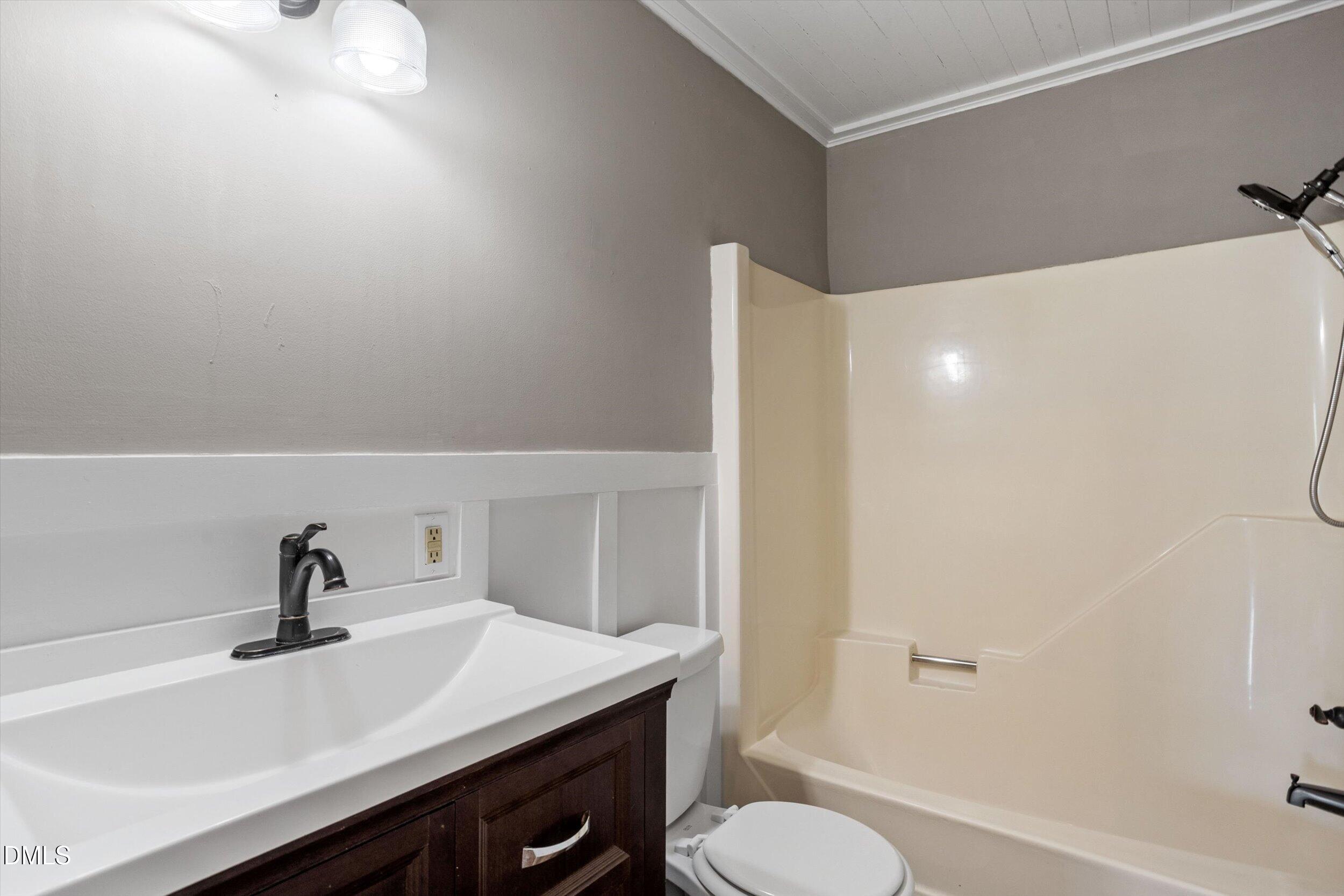 104 Riverbend Drive Property Photo 11