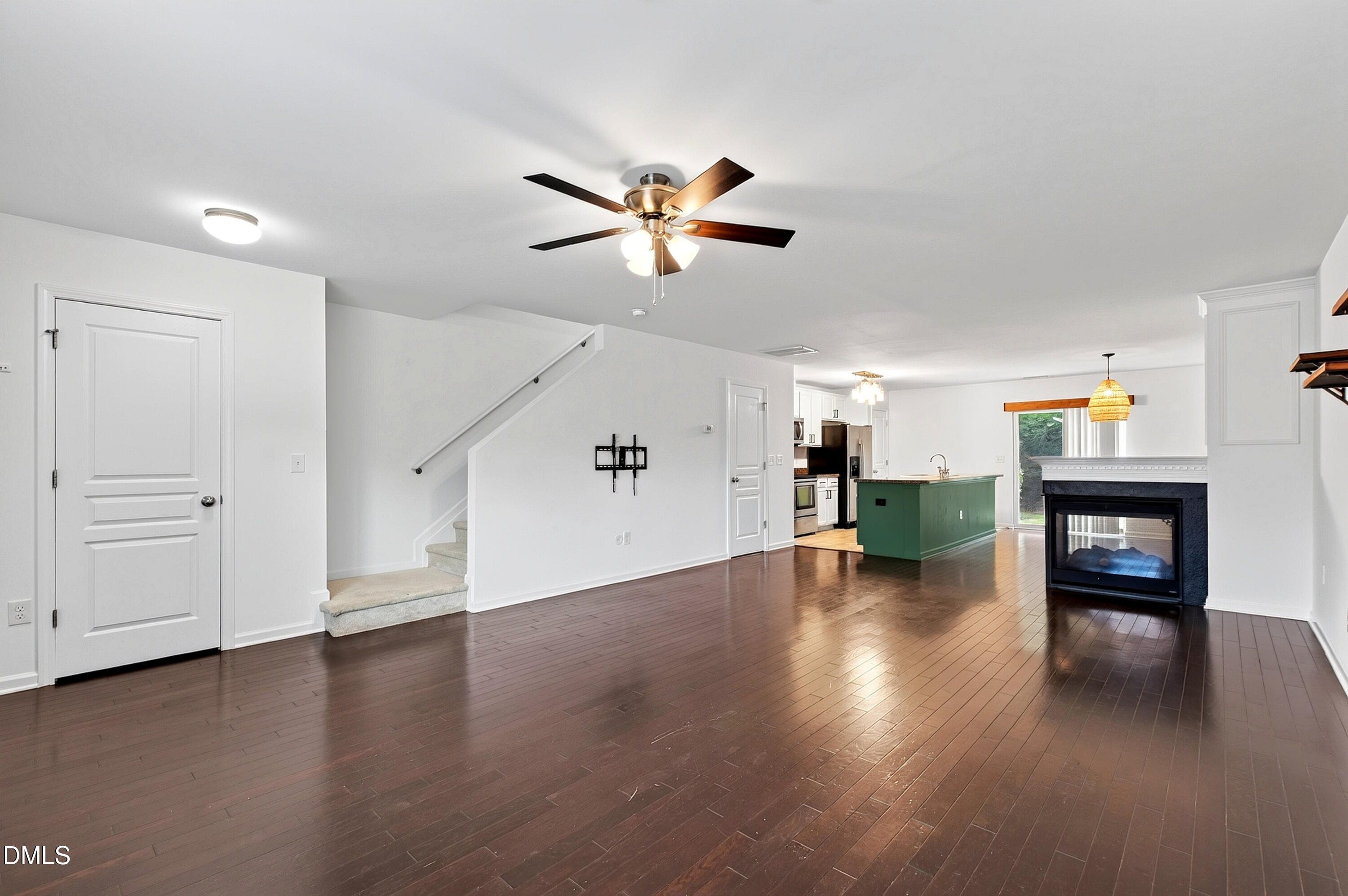 2931 Berkeley Springs Place Property Photo 1