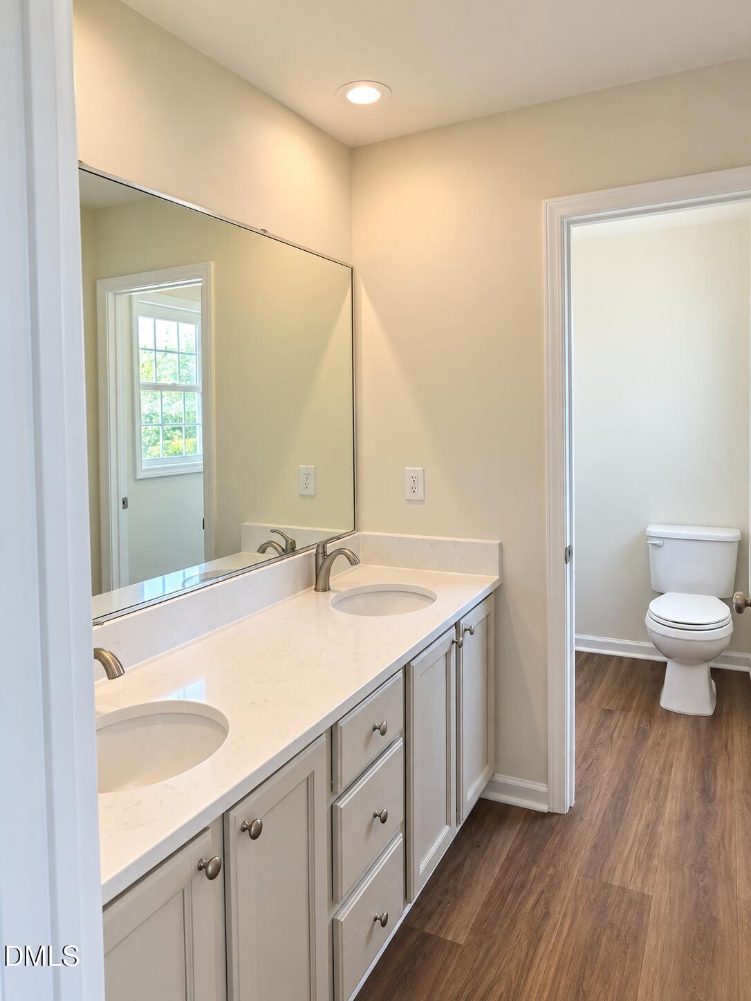 5036 Village Lawn Drive Property Photo 12
