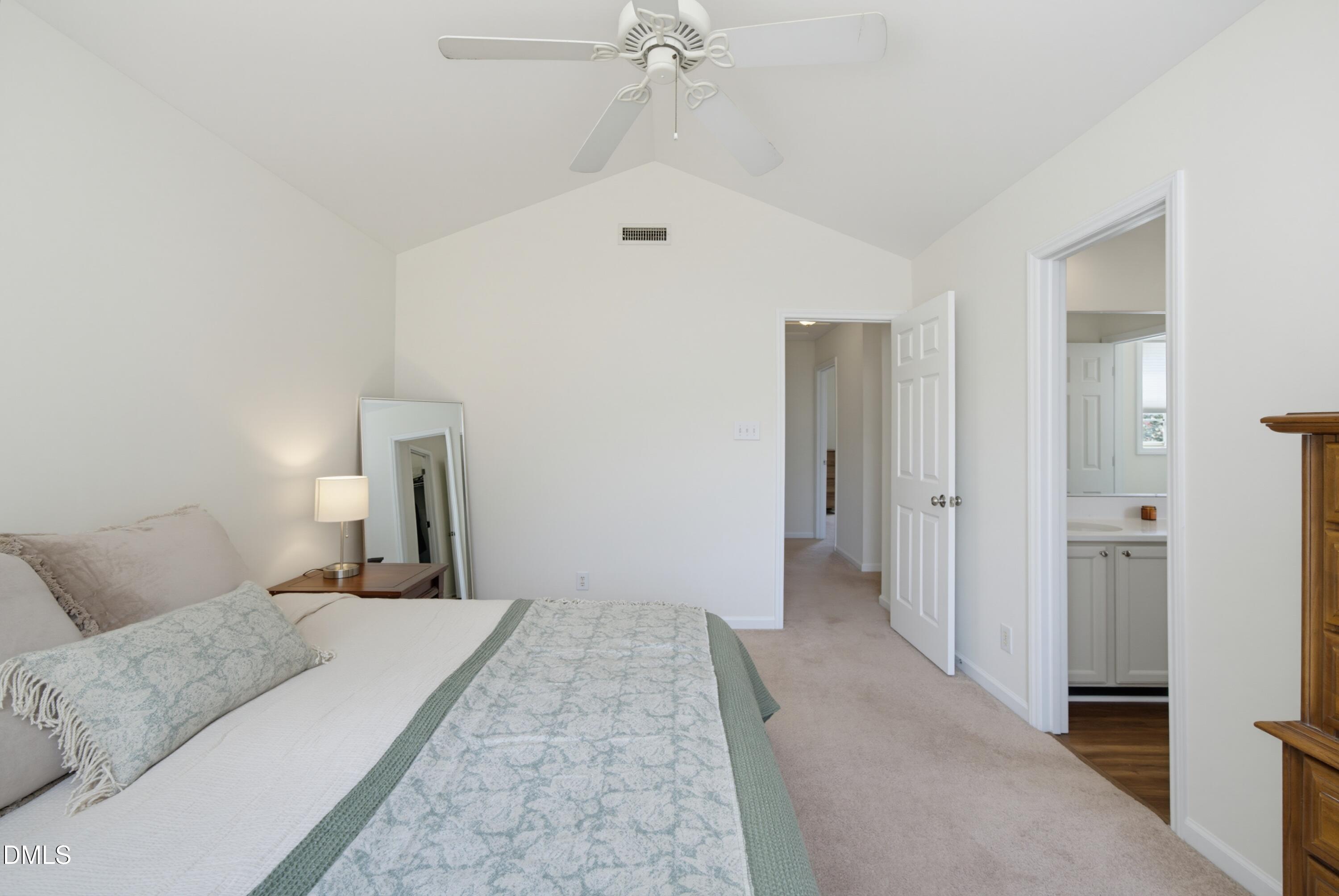 5036 Village Lawn Drive Property Photo 14