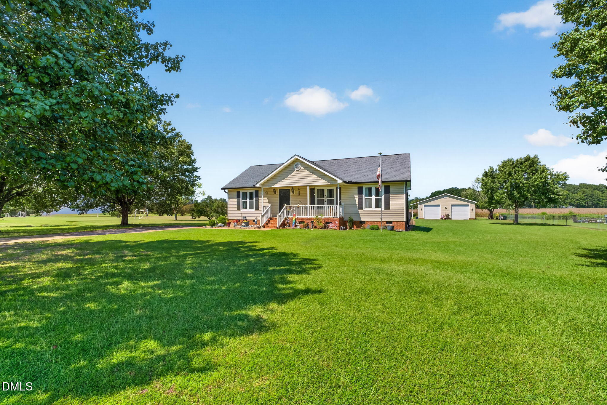 113 Crosswinds Drive Property Photo 4