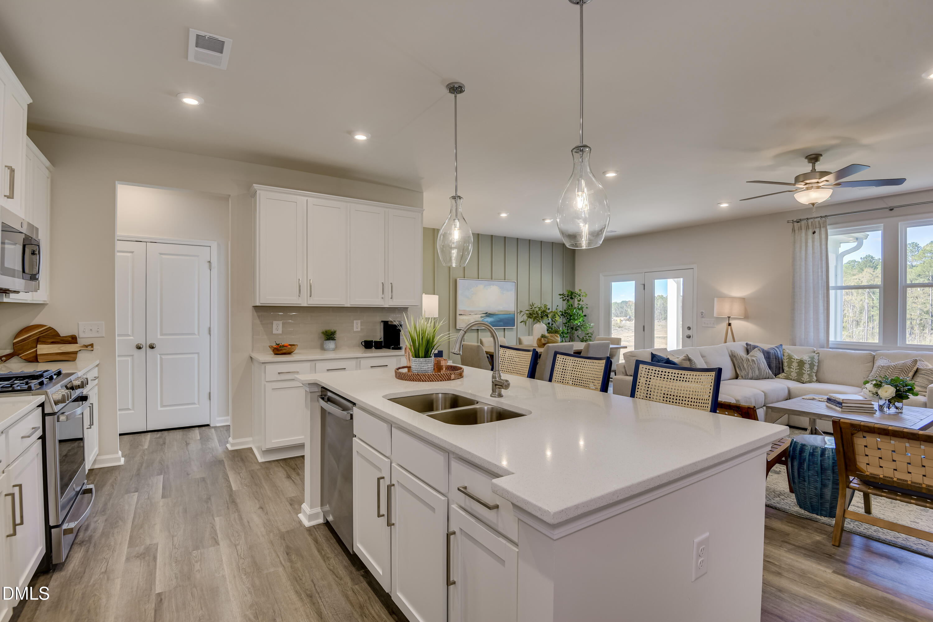 1677 Lilac Garden Lane Property Photo 19