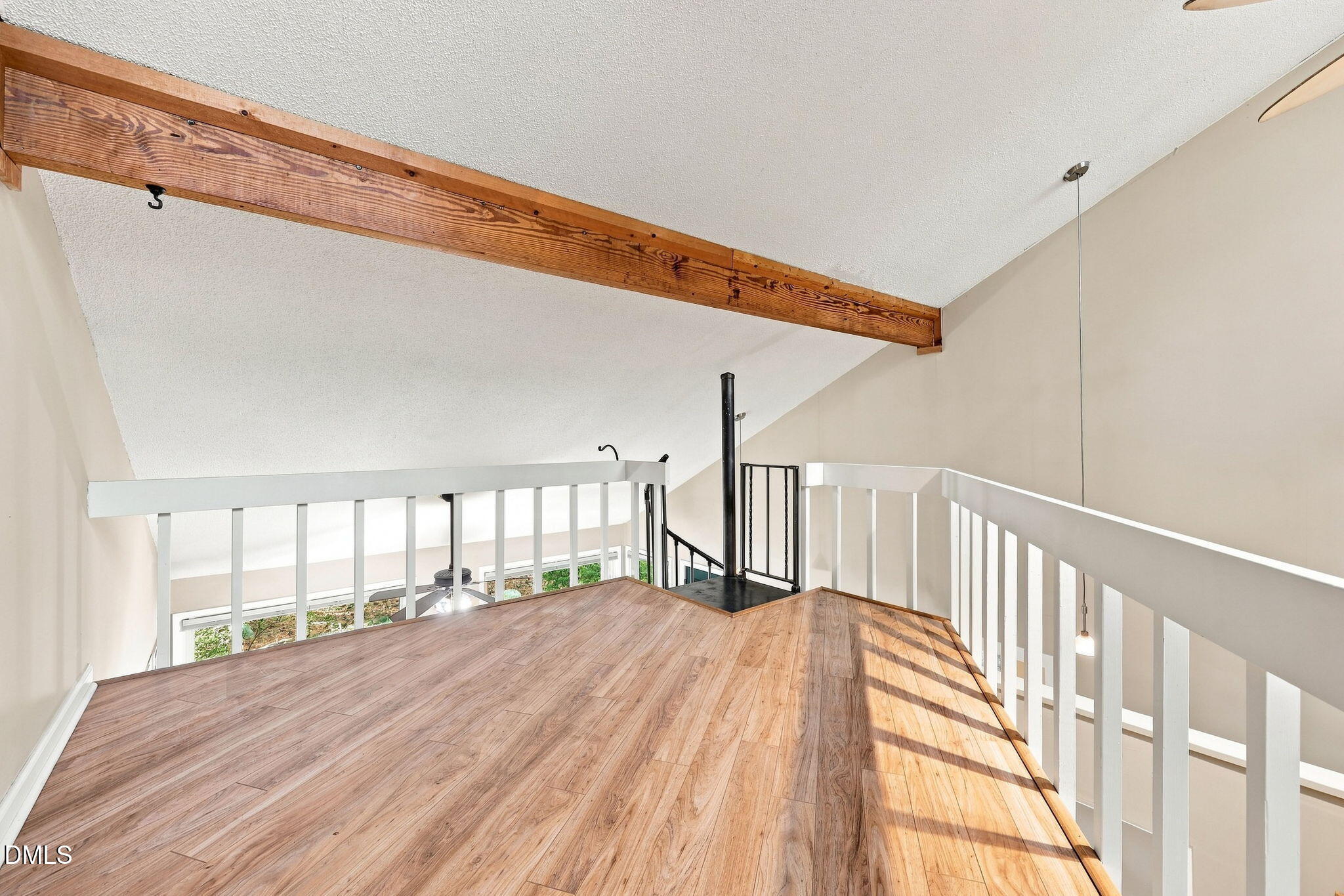 50 Trestle Leaf Property Photo 16