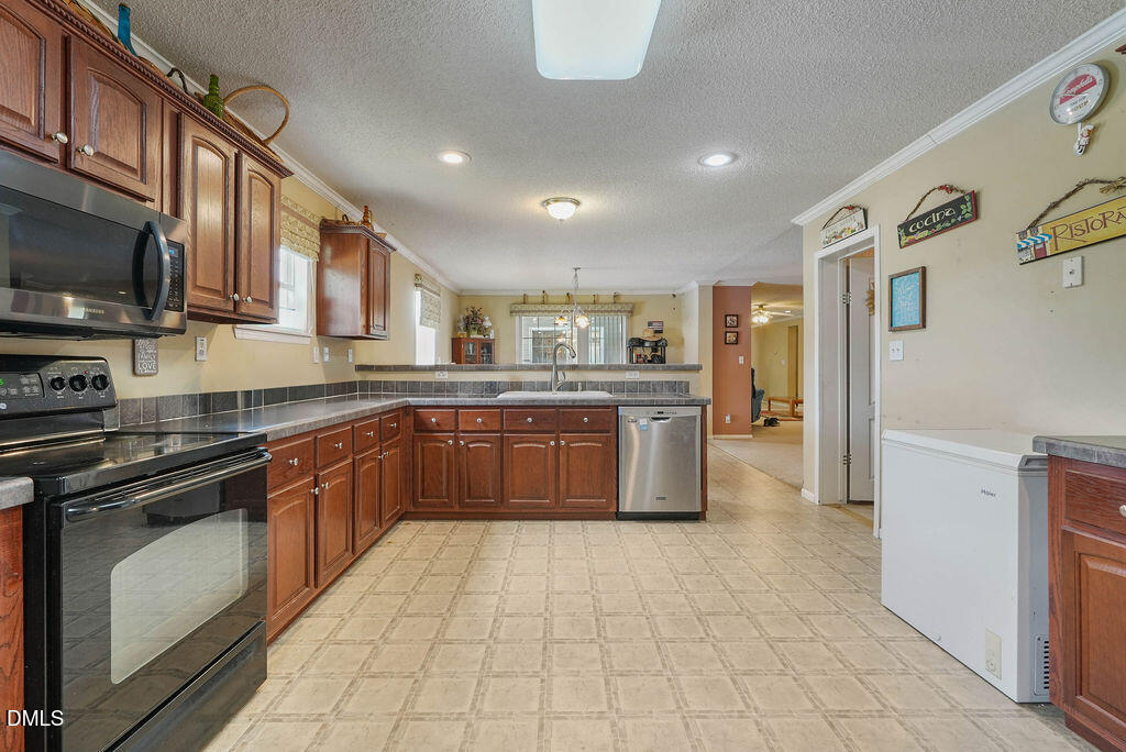 412 Joe Collins Road Property Photo 16