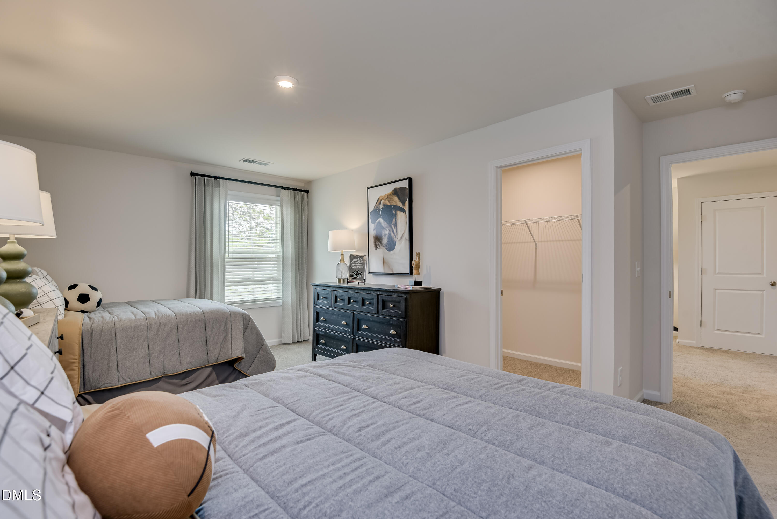 1676 Lilac Garden Lane Property Photo 7