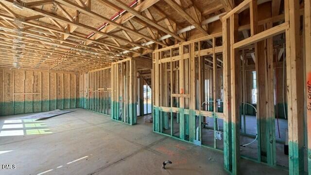 718 Old Station Point Property Photo 5