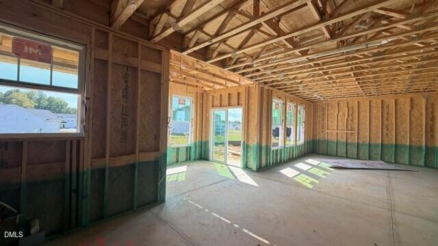718 Old Station Point Property Photo 6
