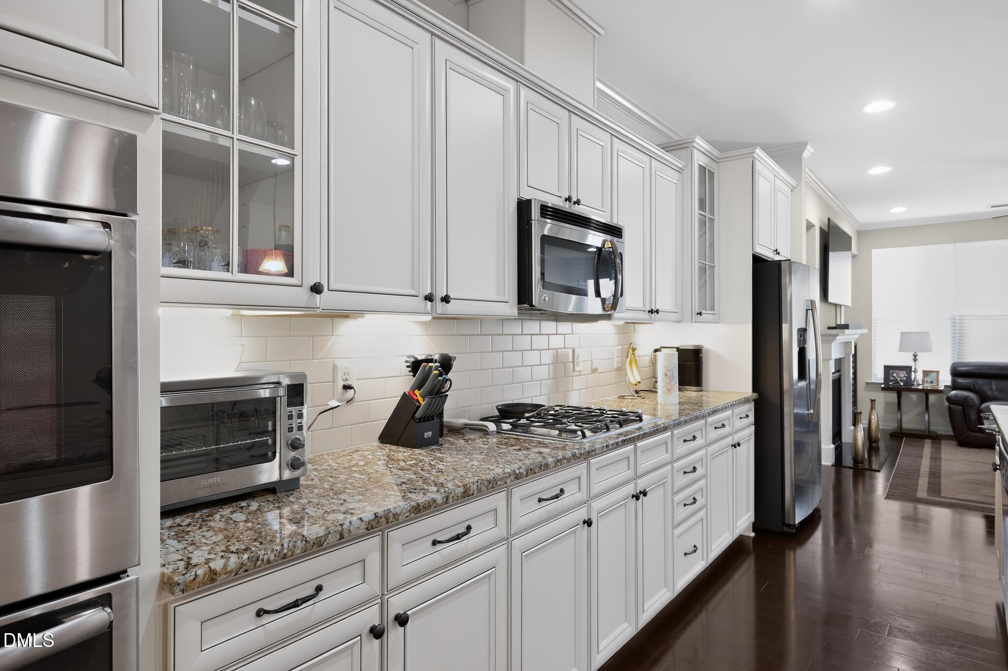 122 Spring Pine Lane Property Photo 4