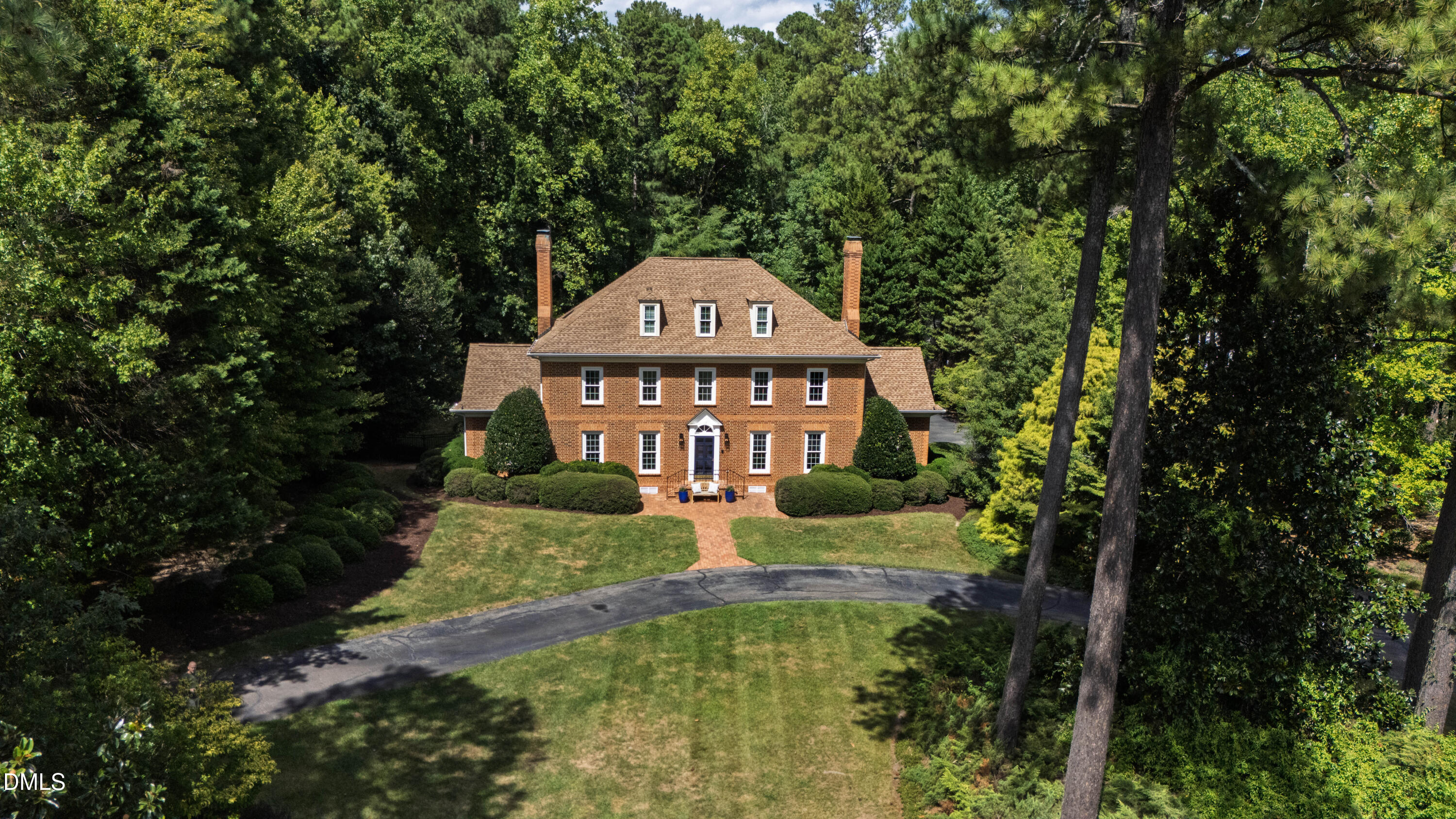 1300 King Cross Court Property Photo 1