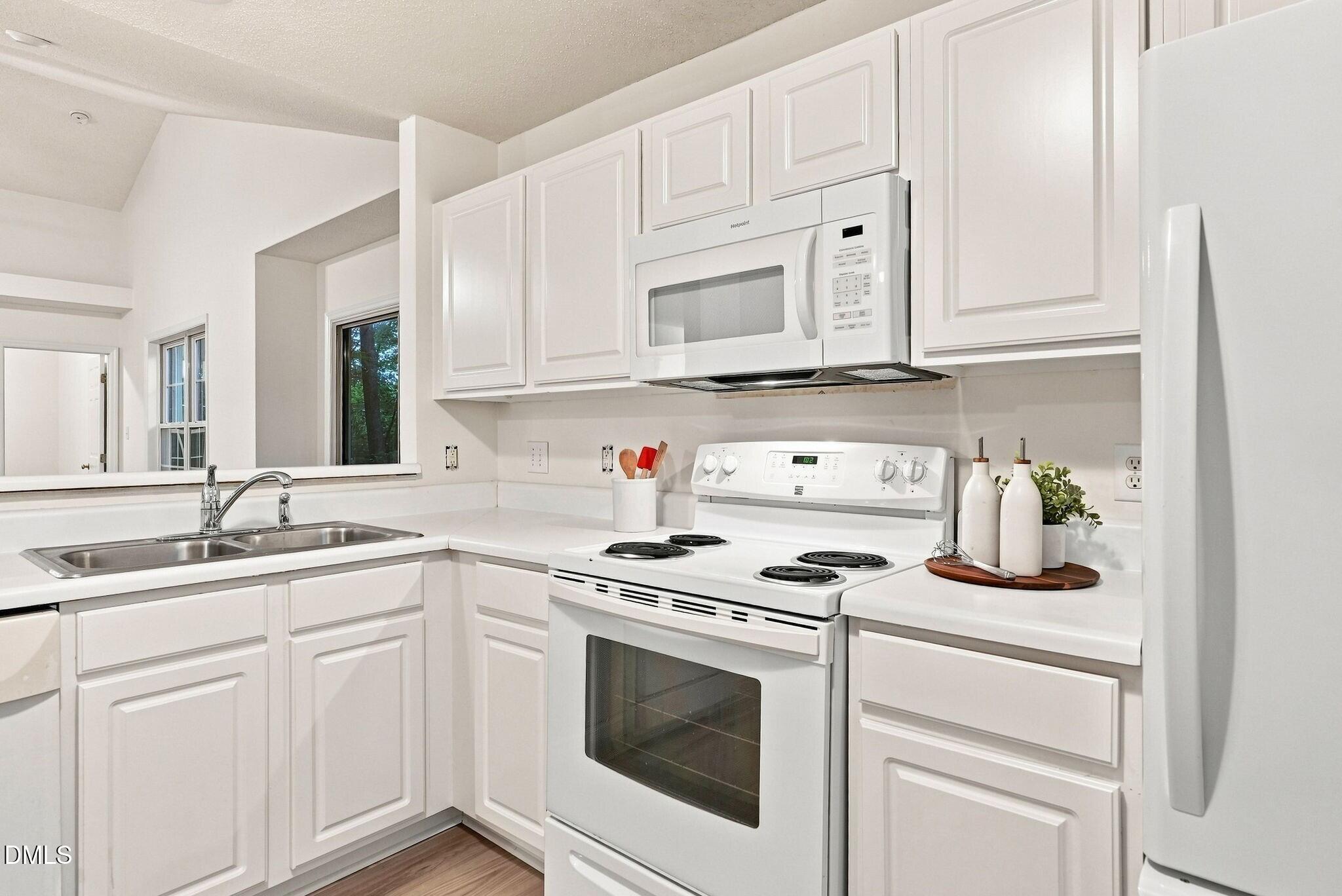 331 Rosehaven Drive Property Photo 12