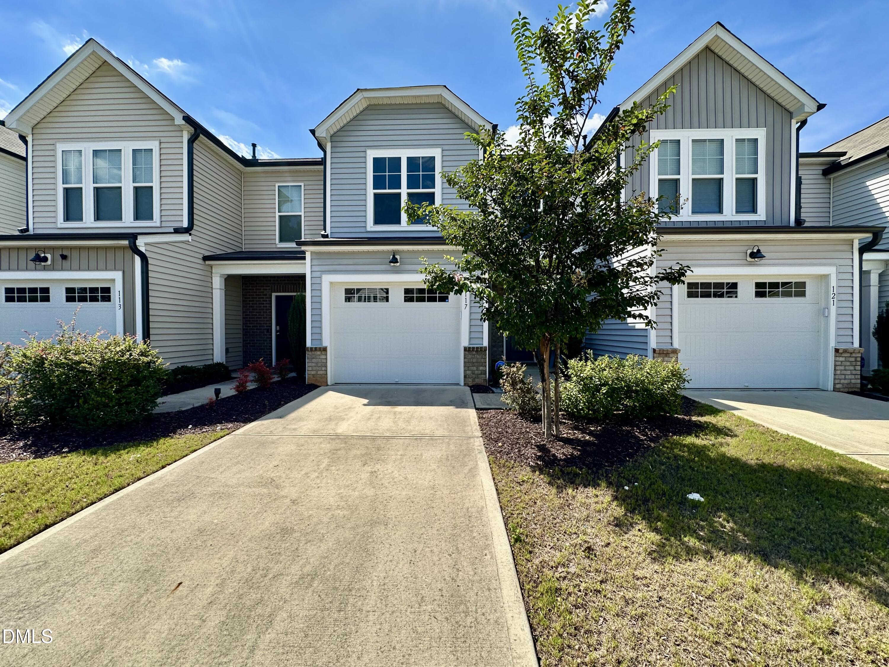 117 Woodford Reserve Court Property Photo 1