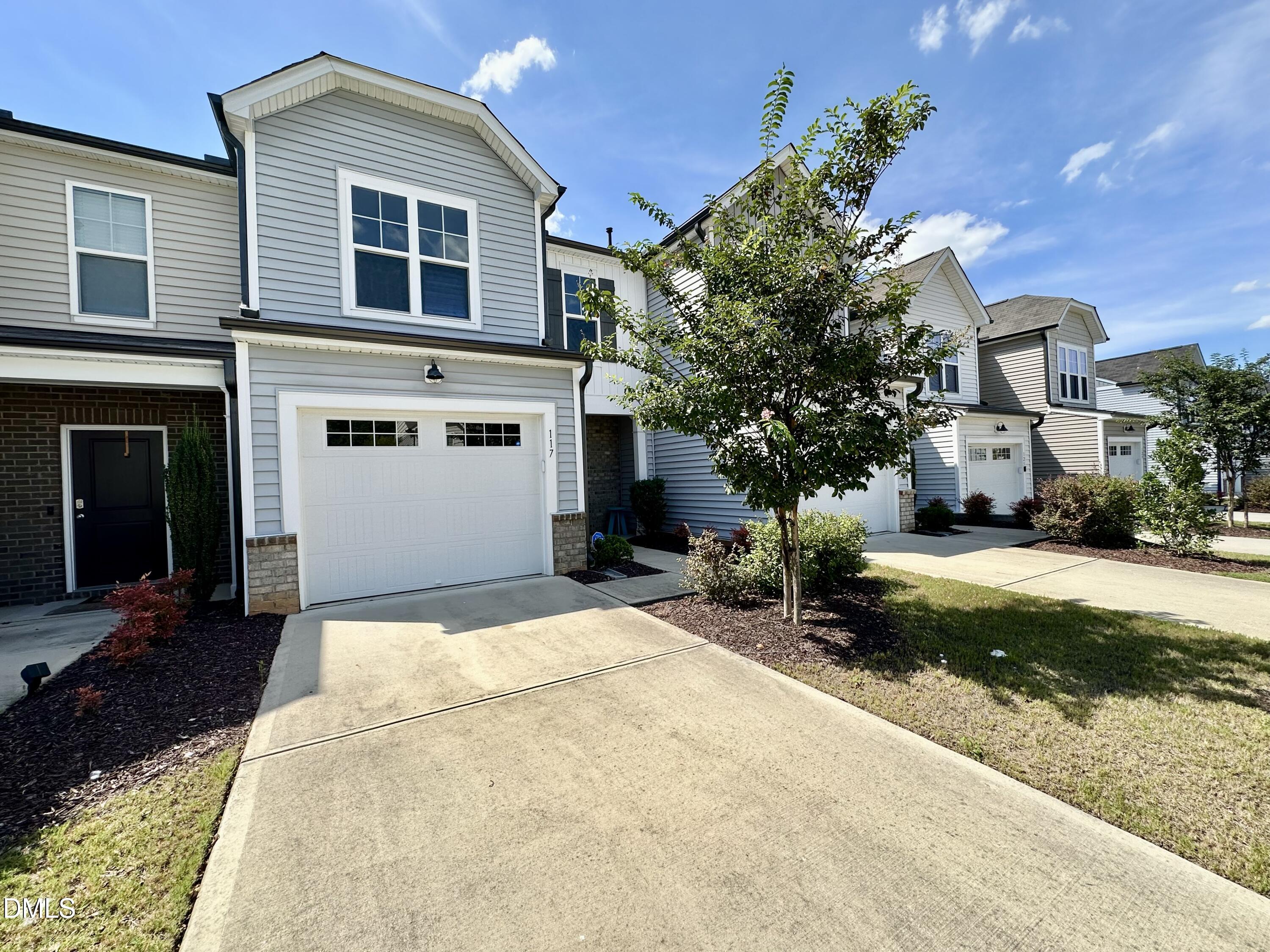 117 Woodford Reserve Court Property Photo 2
