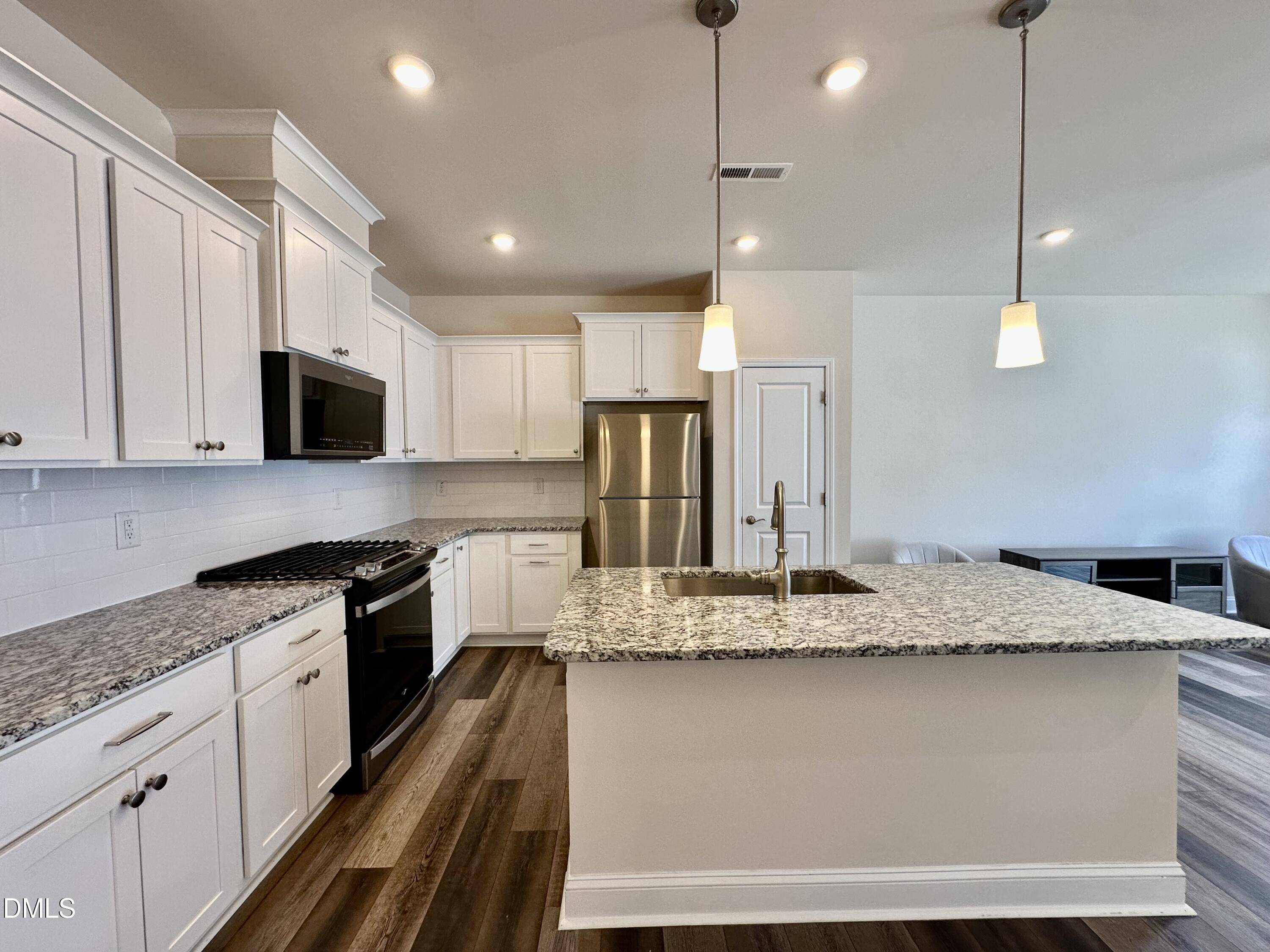 117 Woodford Reserve Court Property Photo 6