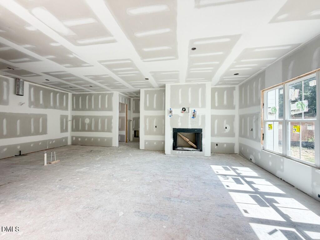 202 Dennis Avenue Property Photo 5