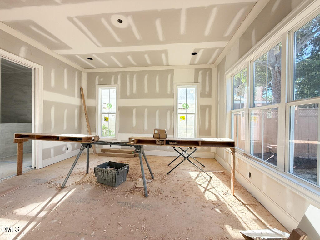 202 Dennis Avenue Property Photo 10