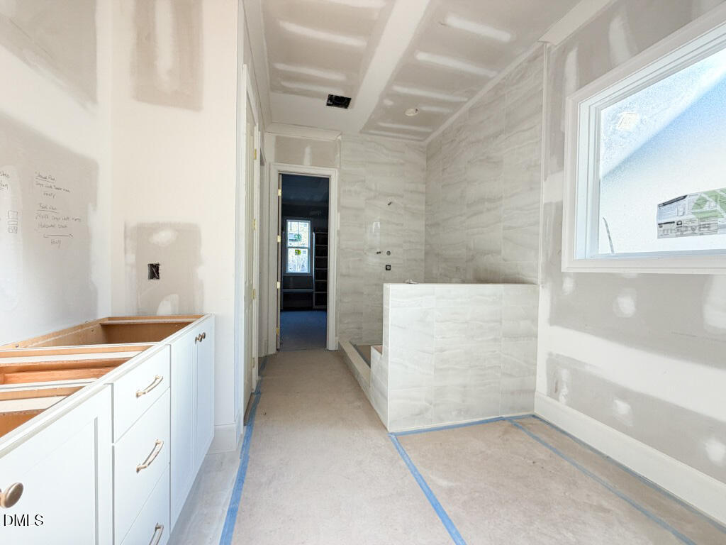 202 Dennis Avenue Property Photo 12