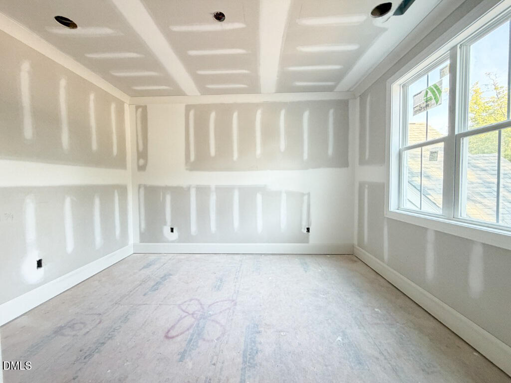 202 Dennis Avenue Property Photo 22