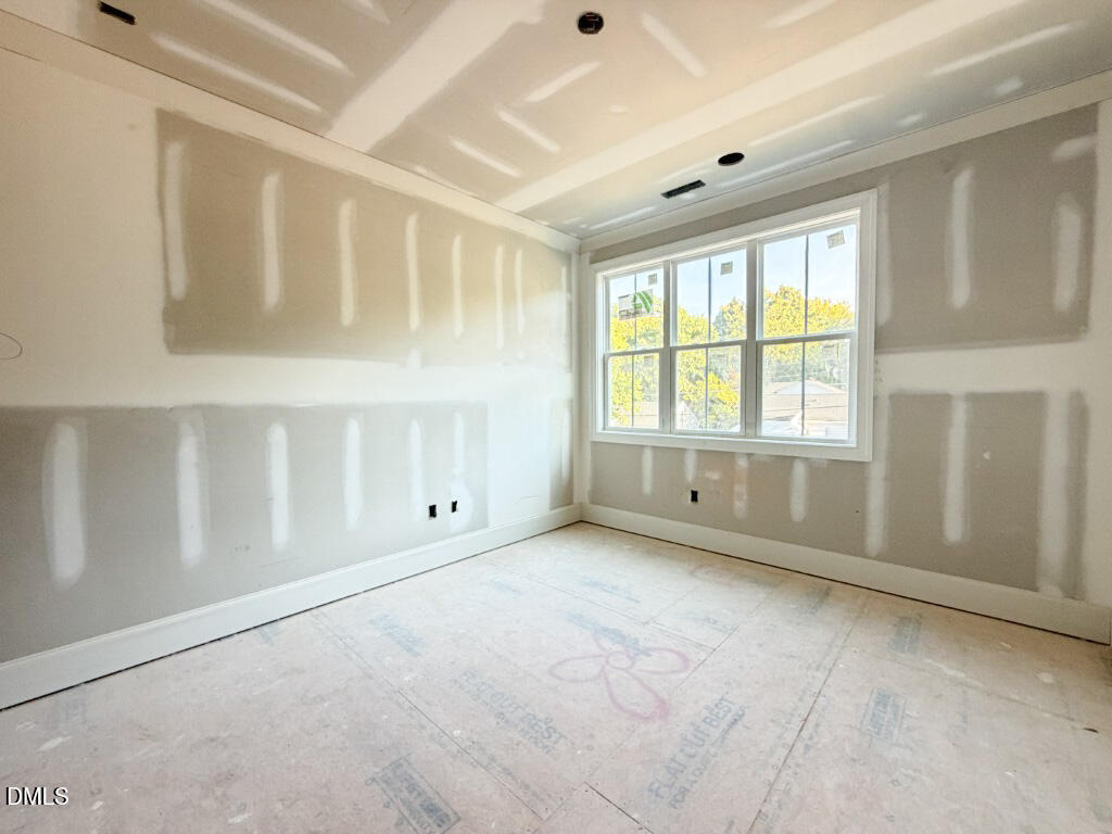 202 Dennis Avenue Property Photo 24