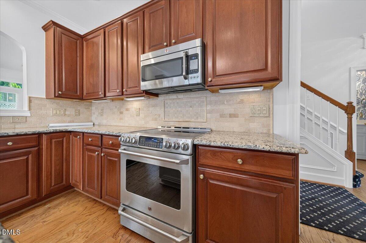 3904 Sunset Maple Court Property Photo 12