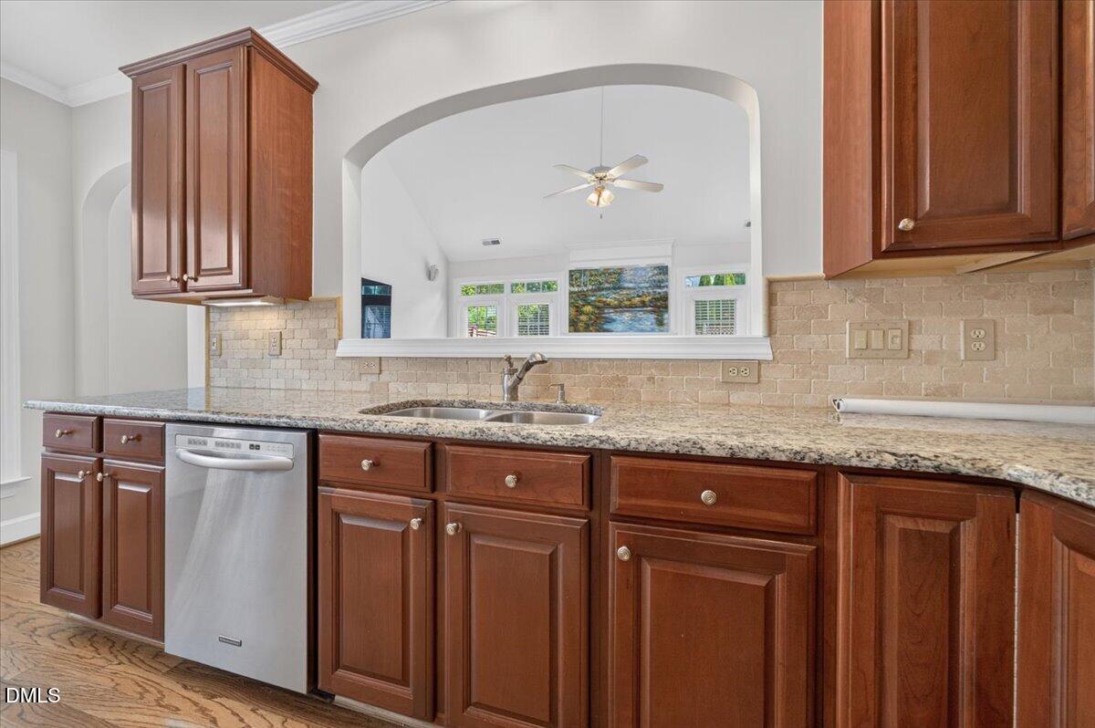 3904 Sunset Maple Court Property Photo 13