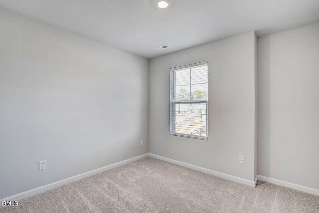1706 Burgundy Pk Drive Property Photo 23