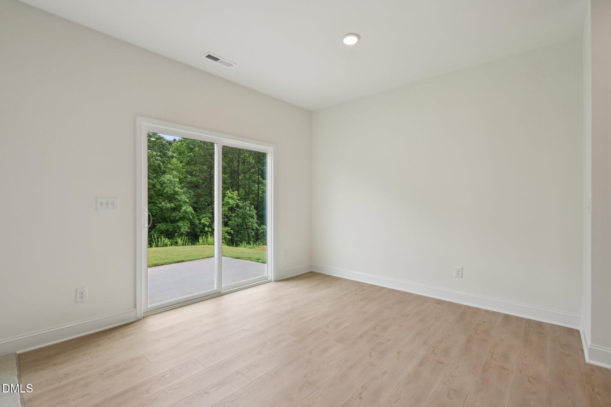 848 Old Station Pointe Property Photo 17