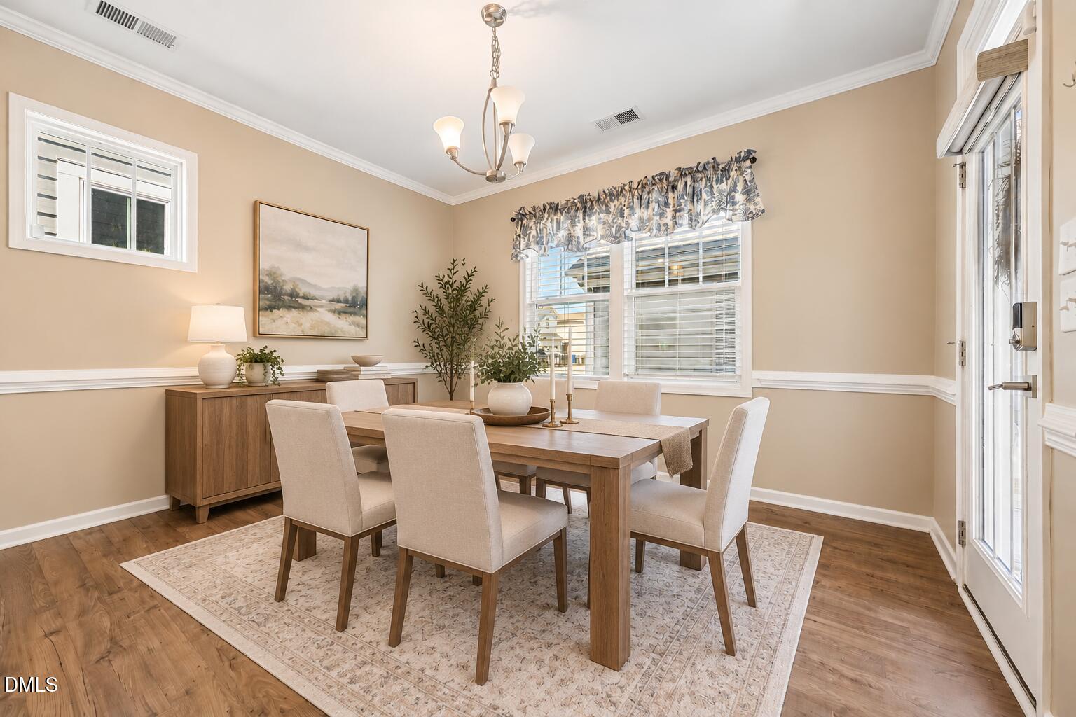 5517 Advancing Avenue Property Photo 3