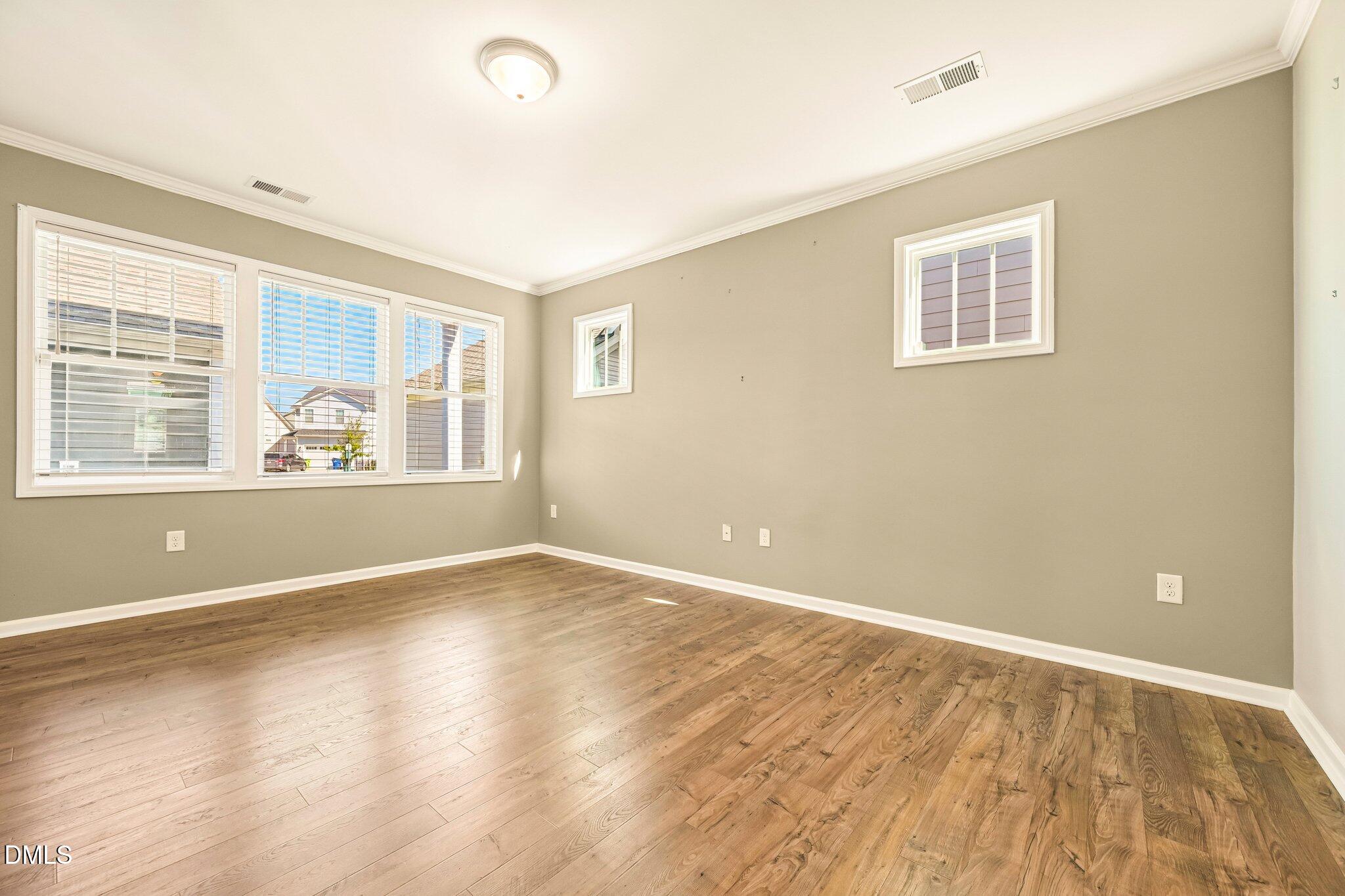 5517 Advancing Avenue Property Photo 9