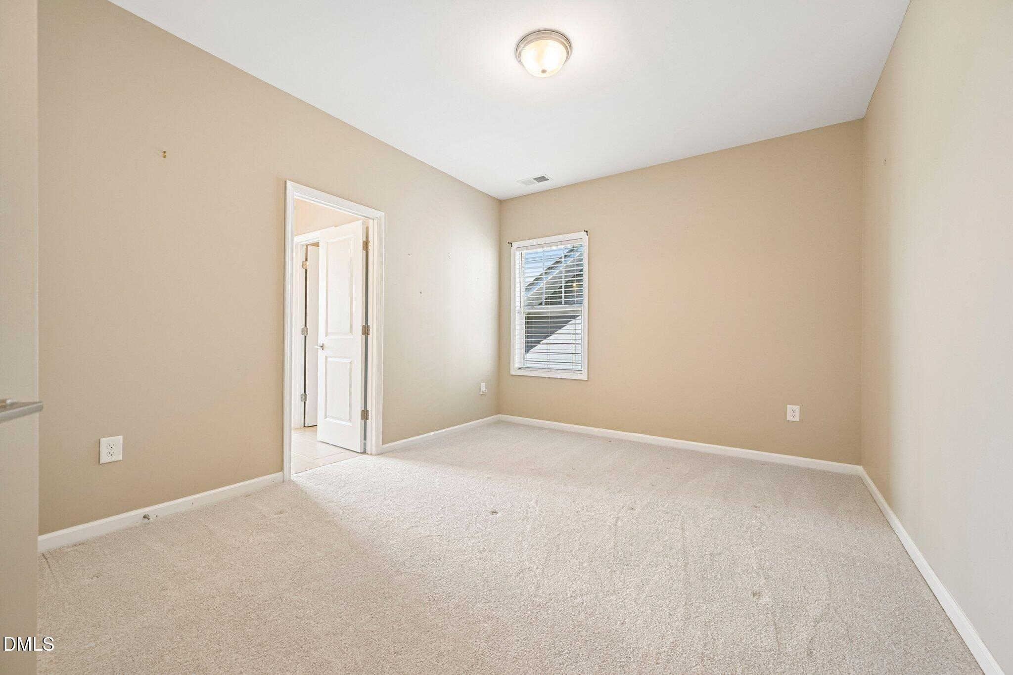 5517 Advancing Avenue Property Photo 29