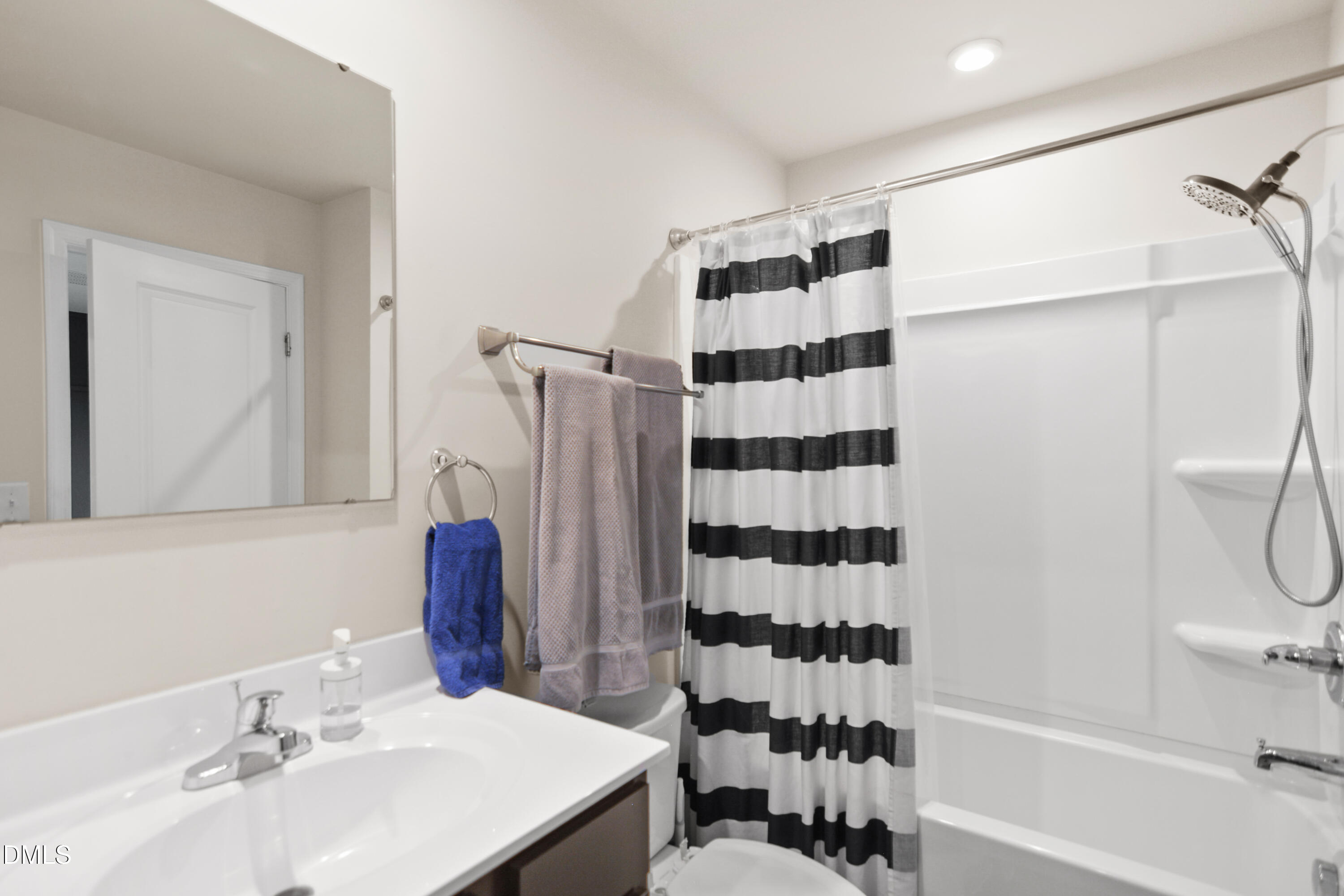 1112 Brimstone Way Property Photo 14