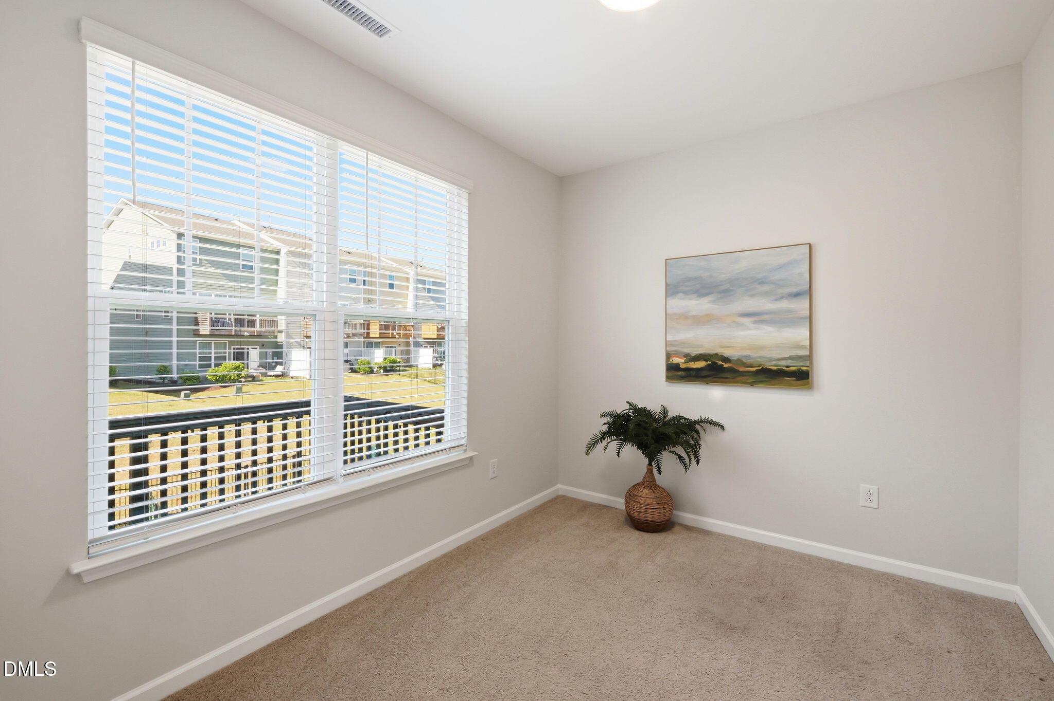 1050 Commack Drive Property Photo 18