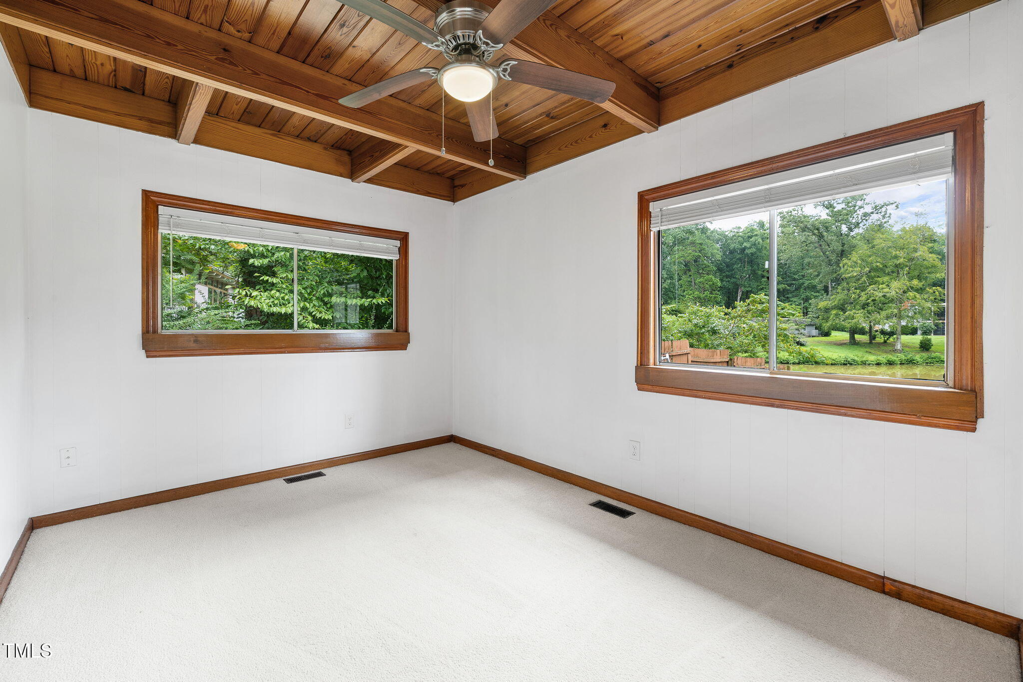 2118 Timberlake Drive Property Photo 12
