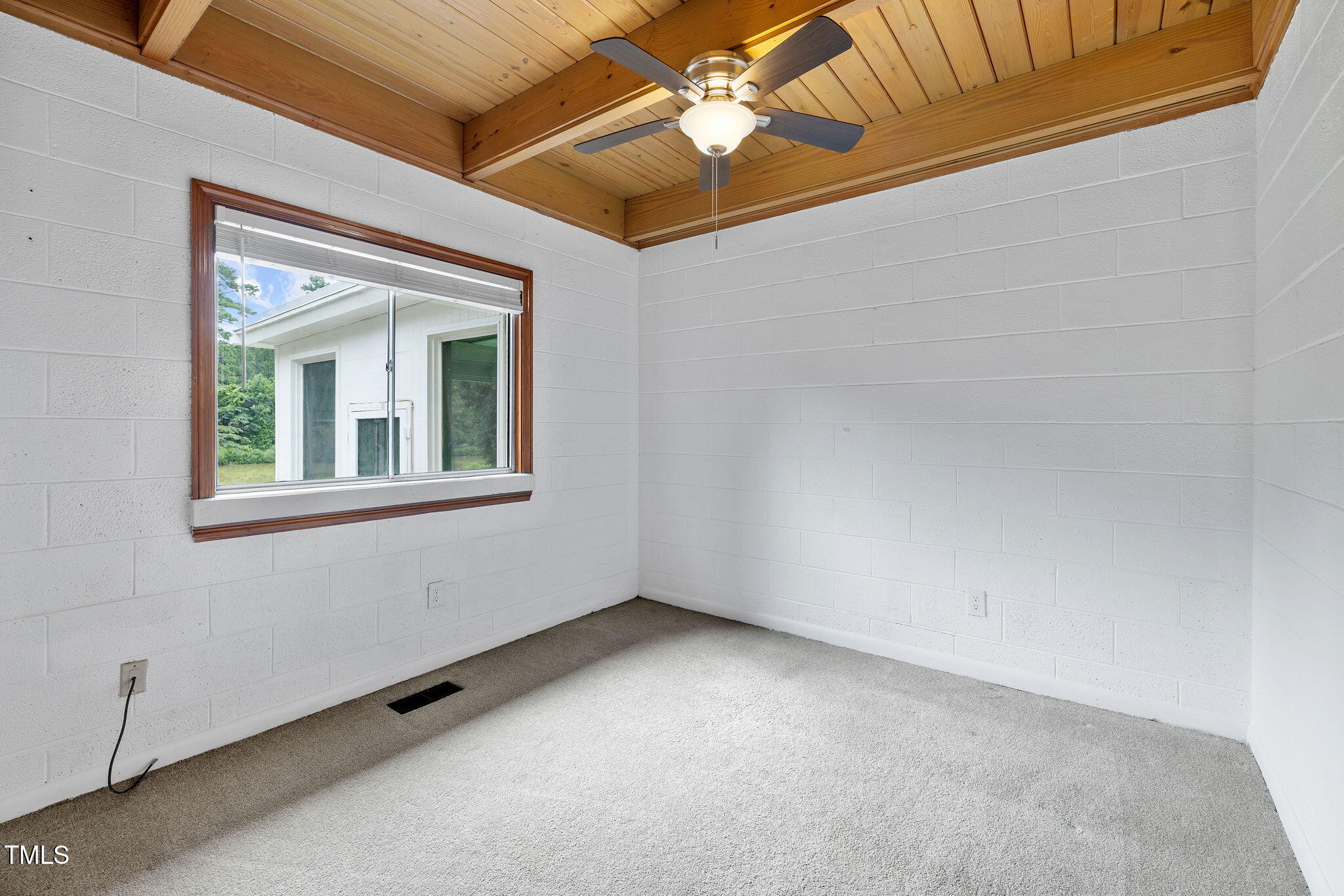 2118 Timberlake Drive Property Photo 14