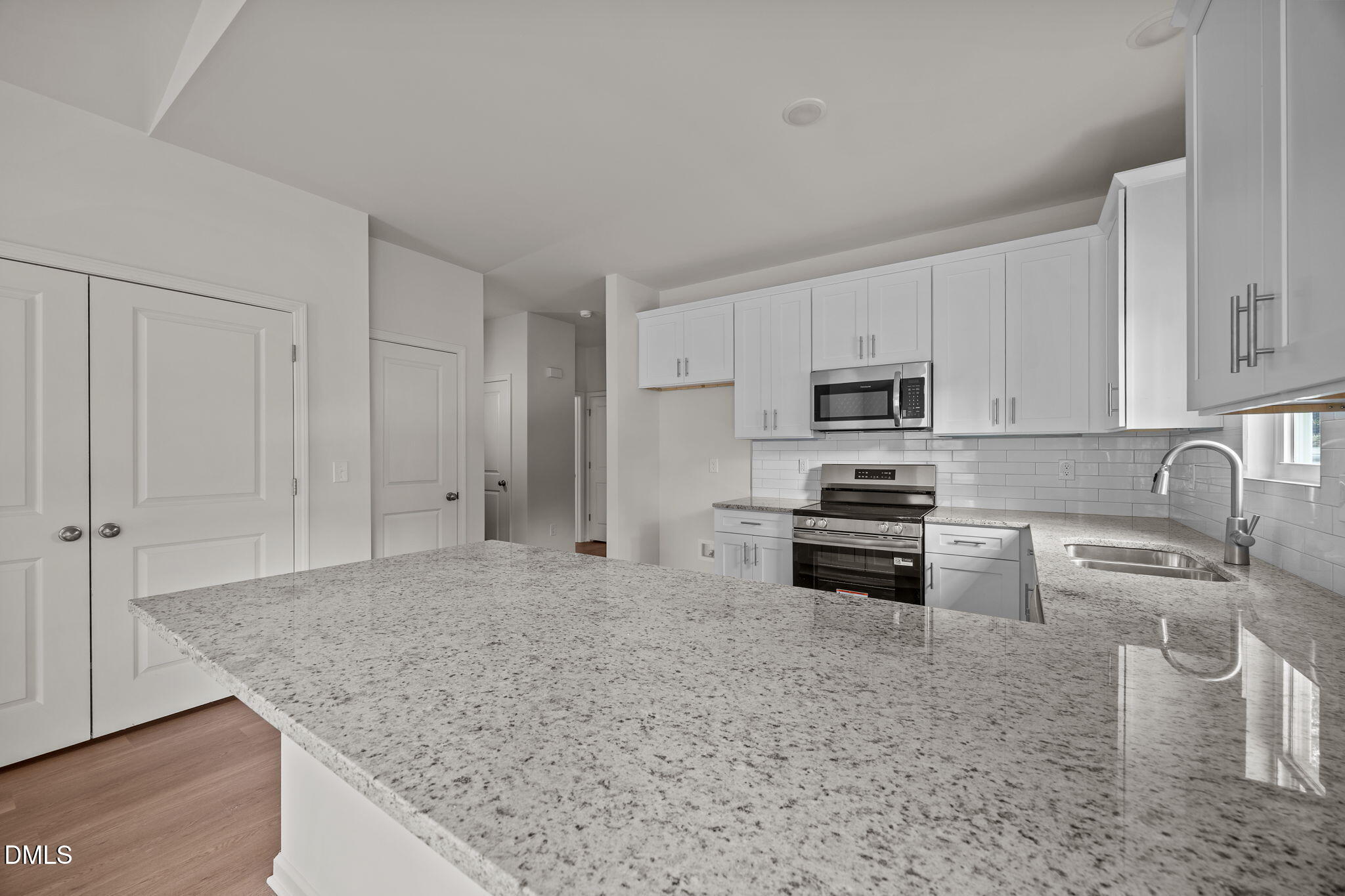 707 E Green Street Property Photo 9